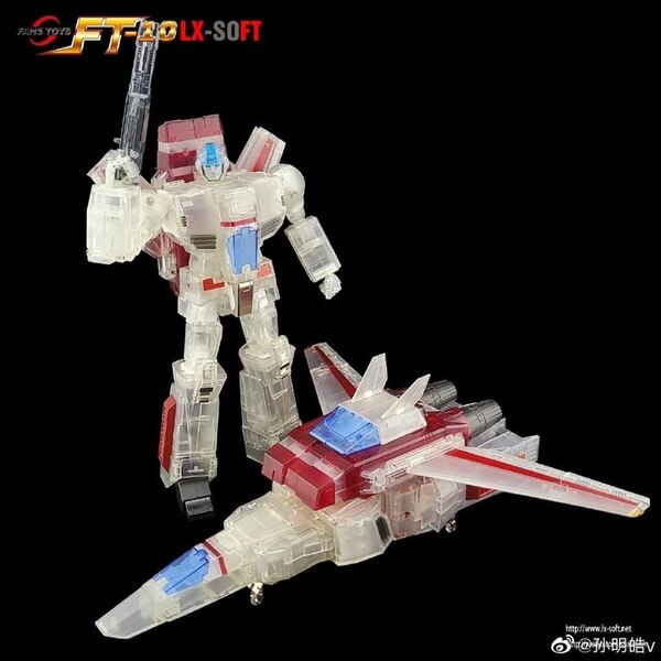 Fans Toys FT 10 LX SOFT Phoenix Clear Edition  (7 of 7)